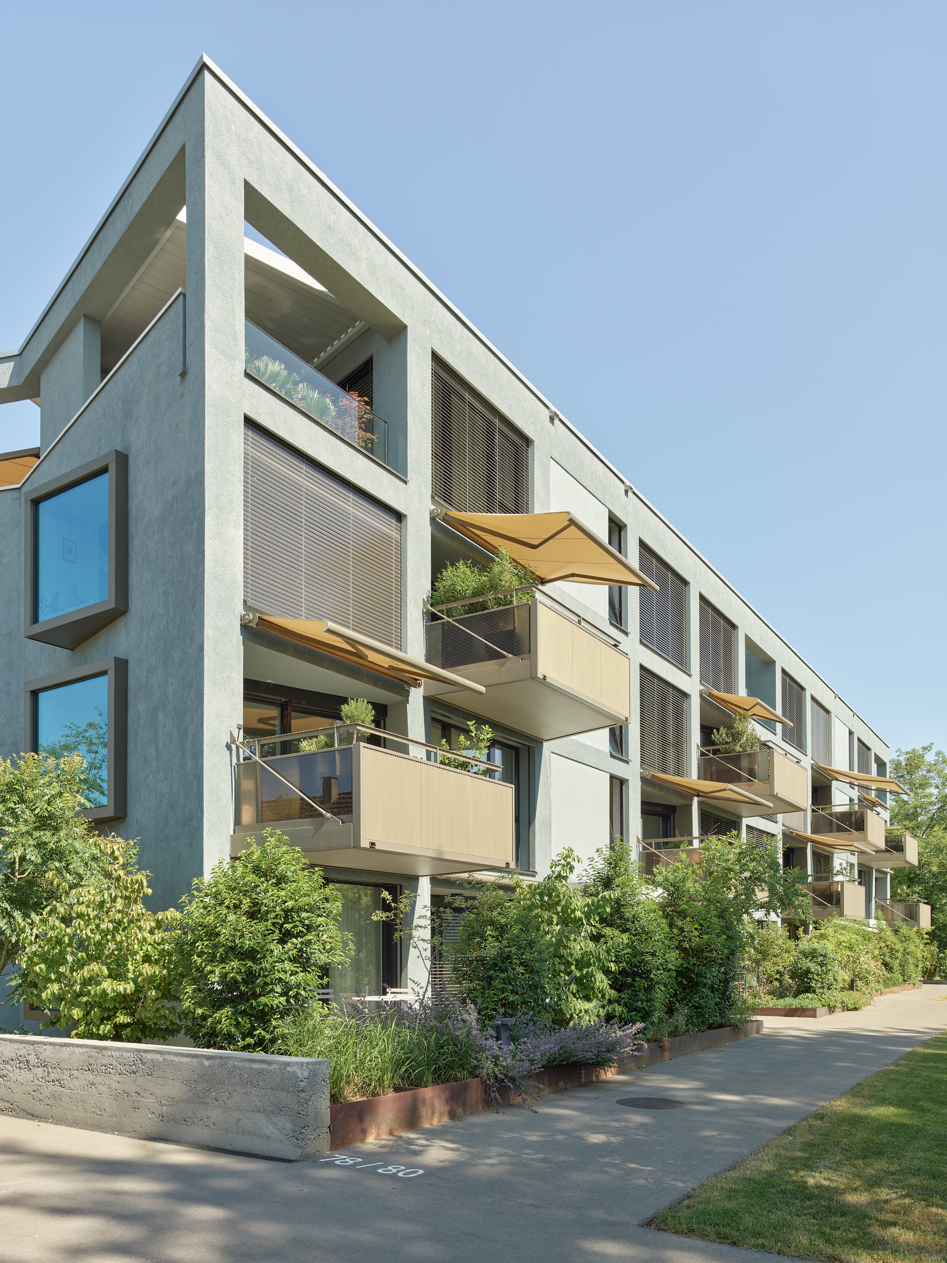 :mlzd ·  Zihlstrasse, Nidau · Aufnahmen 06.2023